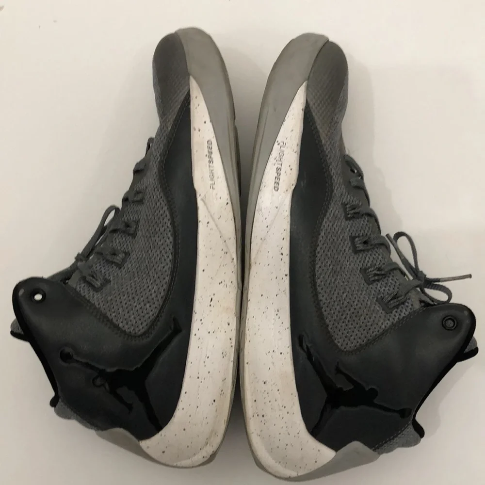 NIKE AIR JORDAN RISING HIGH 2 WOLF GREY/BLACK SNEAKERS MENS SIZE 11